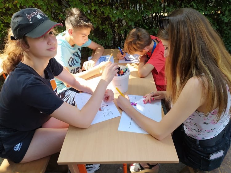 Ifjúsági és Vakációs Bibliahét 30